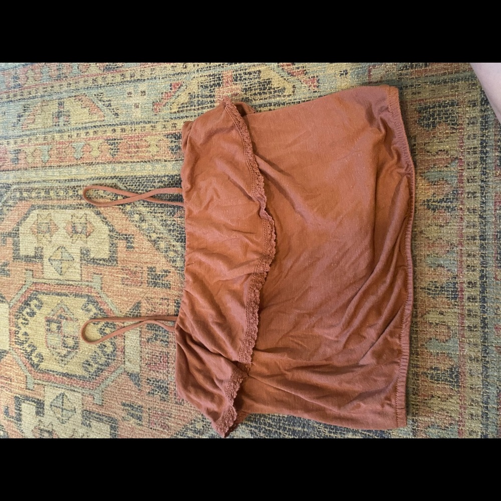 American Eagle flow layer tank top!